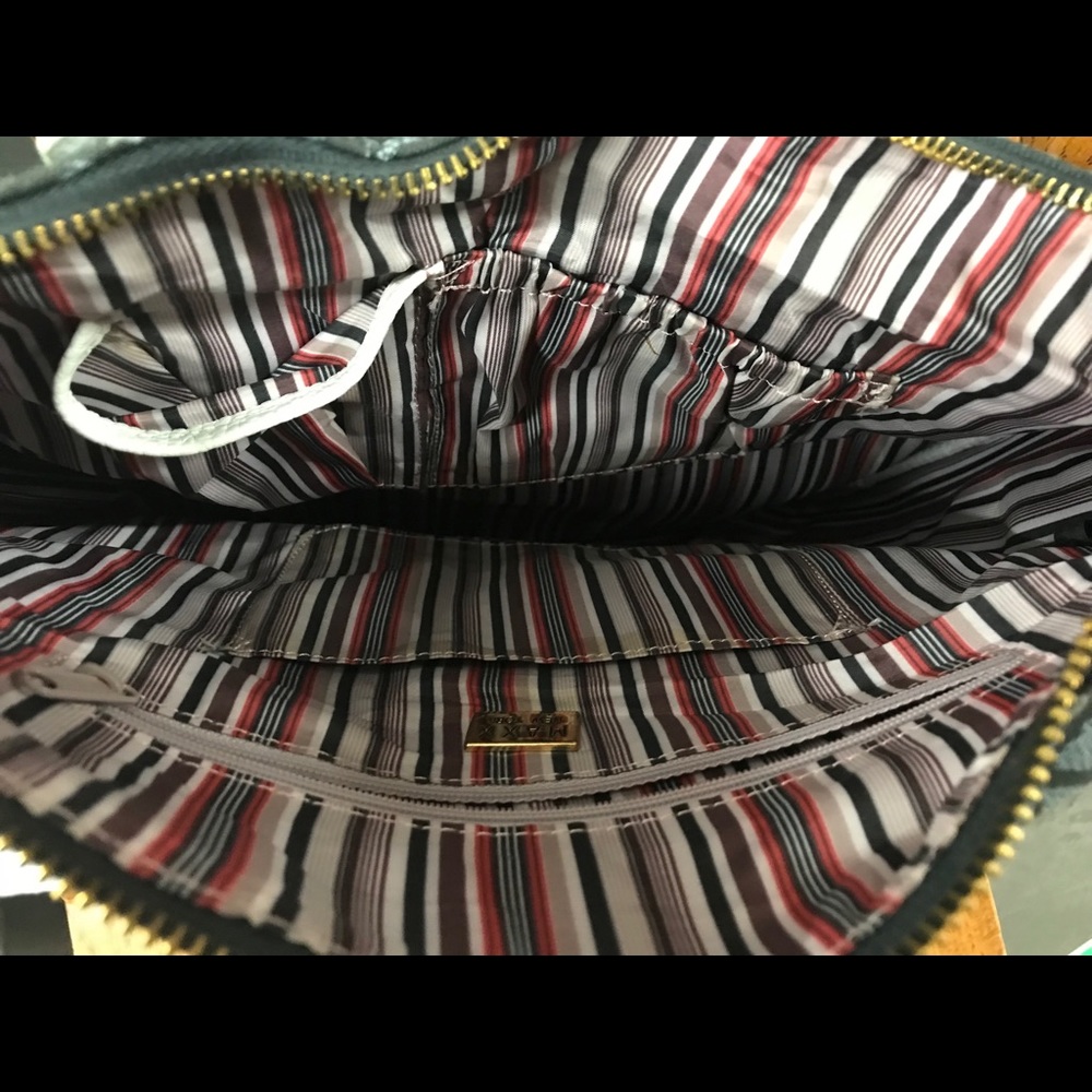 MAXX NEW YORK LEATHER AND FABRIC BAG - Picture 4 of 6